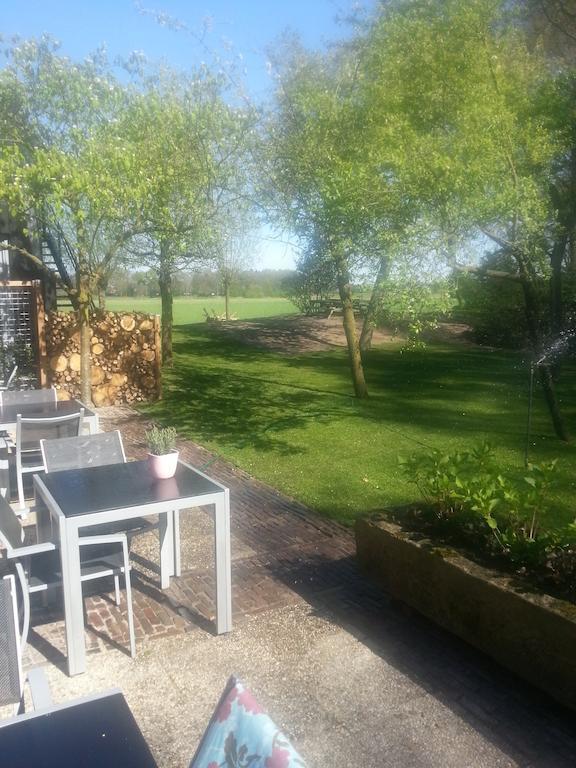Hotel Boerderij Restaurant De Gloepe Diffelen Экстерьер фото