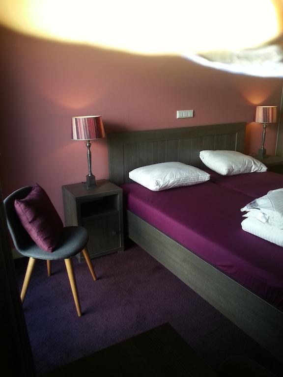 Hotel Boerderij Restaurant De Gloepe Diffelen Номер фото